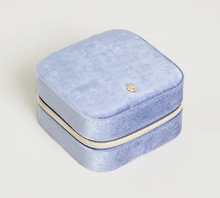 Load image into Gallery viewer, Velvet Jewelry Travel Case - Blue
