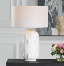 Load image into Gallery viewer, Emerie Table Lamp