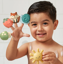 Load image into Gallery viewer, Itzy Bitzy Puppets Bath Toy Set