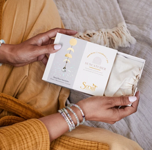 Load image into Gallery viewer, Suncatcher- Moon Phase/Moonstone