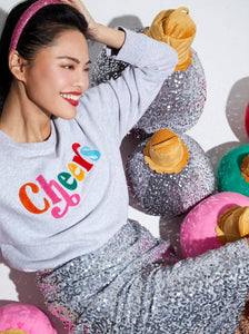 CHEERS SWEATSHIRT, GREY: Extra-large