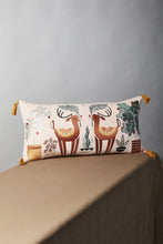 Load image into Gallery viewer, Plantas Helpers Pillow
