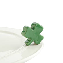 Load image into Gallery viewer, Nora Fleming Minis - St. Patrick&#39;s Day Collection - shamrock &amp; St. Paddy&#39;s hat
