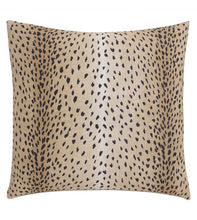 Load image into Gallery viewer, Sloane Decorative Pillow

