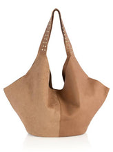 Load image into Gallery viewer, RYKER TOTE: Tan
